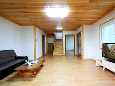 Yeoncheon Hantan Ganghan Family Pension Отели в г. Йончхон