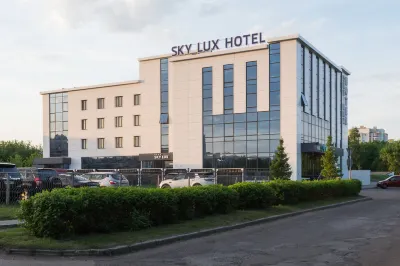 Sky Lux Hotel&Spa Hotel Hotels in der Nähe von Ascension Cathedral