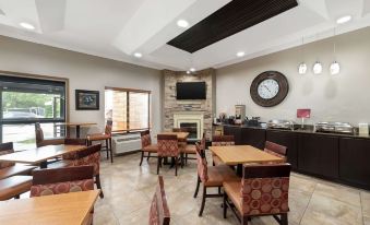 Best Western Plus Albert Lea I-90/I-35 Hotel