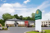 La Quinta Inn by Wyndham Buffalo Airport - WLAN