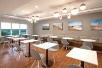 瓦爾漢巴澤茲海灣TownePlace Suites飯店 瓦爾漢住宿飯店