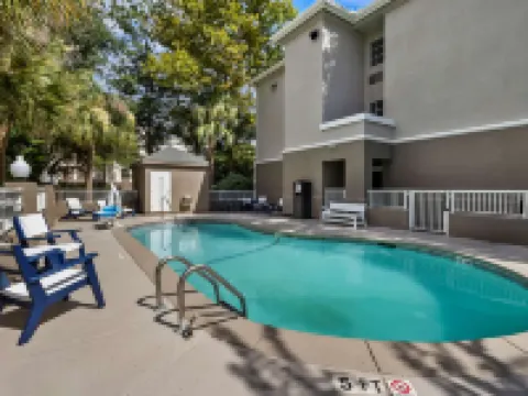 Best Western Patriots Point マウント・プレザントのホテル