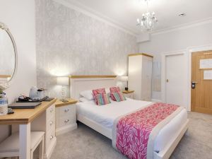 Trelawney Hotel - Guest House