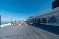 Na Luchezarnyoi Apart Hotel