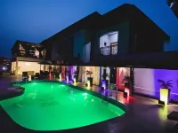 Amazing Grace Hotel and Holiday Ltd - Kolam Renang