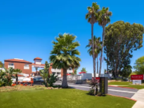 Ramada by Wyndham San Diego Poway Miramar Hotels in Poway