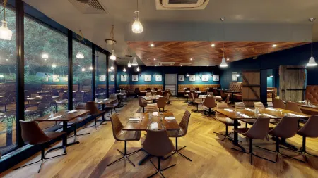 Holiday Inn Runcorn Отели в г. Кроутон