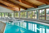 Best Western River Terrace Hotel di Cheboygan