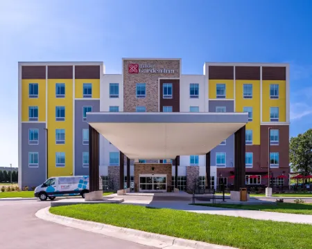 Hilton Garden Inn Kansas City Airport Hotels in May Township