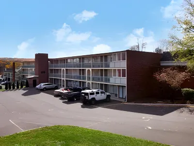 New Hope Inn & Suites