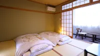 Ryokan Yama No Takohei Hotels in Ikeda