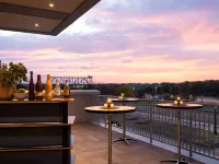 Origin Kansas City Riverfront, a Wyndham Hotel - bar