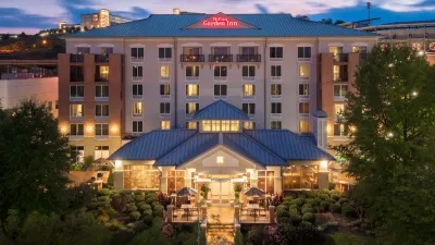 Hilton Garden Inn Chattanooga Downtown Hotels in der Nähe von Good Fortune Soap & Spa