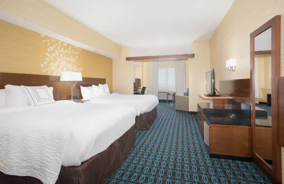 伯靈頓萬楓酒店及套房