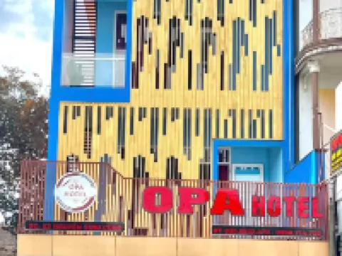 Opa Hotel Hue Hotéis em Vỹ Dạ