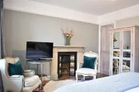 Cotswold Gardens Bed and Breakfast