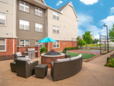 เรสซิเดนซ์อินน์ บายแมริออท สปริงเดล โรงแรมในสปริงเดล