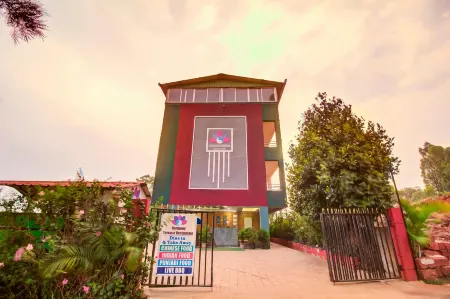 Harmony Palace Отели в г. Сатара