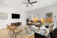 Minutes from downtown Boise and Boise State!