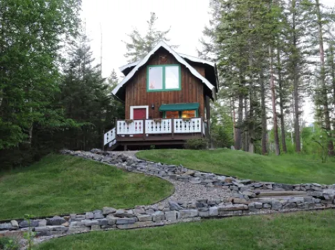 Gorgeous Property Located Just 30 Minutes From Glacier National Park
