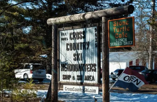 Higgins Lake Cabin  1 1/4 Blocks from Kelly Beach