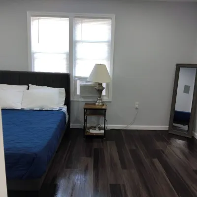 Great Apartment 35 min to NYC & 15 to EWR Airport Hotels near Pennsylvania Newark Station