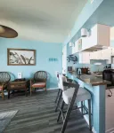 Oceanfront Carolina Beach Condo, Panoramic Views and Pool! Top Floor Sunrises!