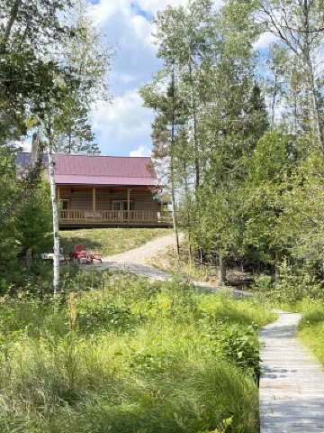 Riverfront Cabin: The Cozy Southern Brook Trout Lodge