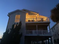 Island Knights Less Than a Block From The Ocean