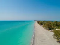 🐬NO DAMAGES, ACCEPTING BOOKINGS, New Private Heated Pool and Hot Tub🐬 - Boutique
