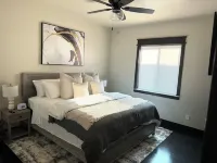 Stylish, Gateway to the Black Hills , 2-bedroom condo in awesome Hermosa! Các khách sạn ở 