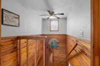 Black Oak TRL family Cabin for 6 (4 min.to BlackOak Ampith)Trees views & privacy