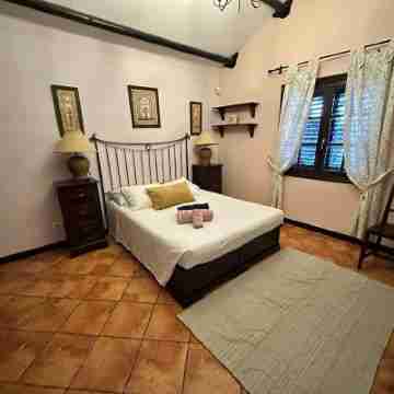 Villa with Large Covered Pool in Costa Teguise Rooms