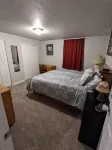 Only 10mins to GlacierNatlPark 25 miles to Whitefish MTN.  Sleeps 20+ people Hotels near Mountain Meadow RV Park