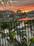 Lakeside 1 Bedroom Apt w/ living room, kitchenette and laundry