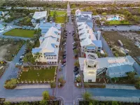 5-Min Walk to Beach! Mother in Law Suite Included* Steps to Pool & Pets Friendly - Gym