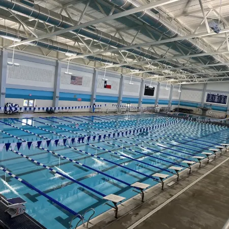 Spacious Living, BBQ, Minutes to DFW Airport, Sleep 16