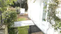 Apartment lux 1 bedroom, independent in villa, swimming pool, view Grasse and sea -  Ferienhäuser