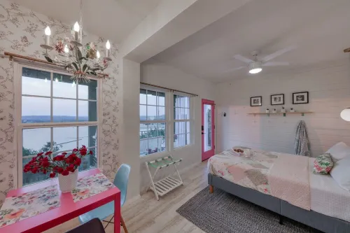 Tiny House