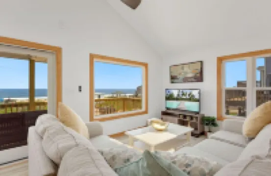 Gorgeous, Ocean View, 3 bedroom, 2 bathroom home in the heart of Kitty Hawk!