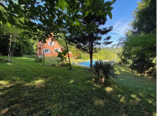 Charming cottage  in the heart of nature with panoramic views