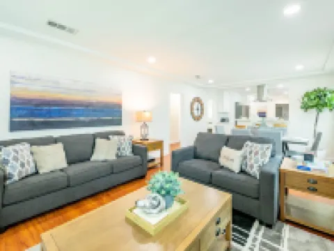 ALHAMBRA 4 Bed home near DTLA w/Parking アルハンブラのホテル