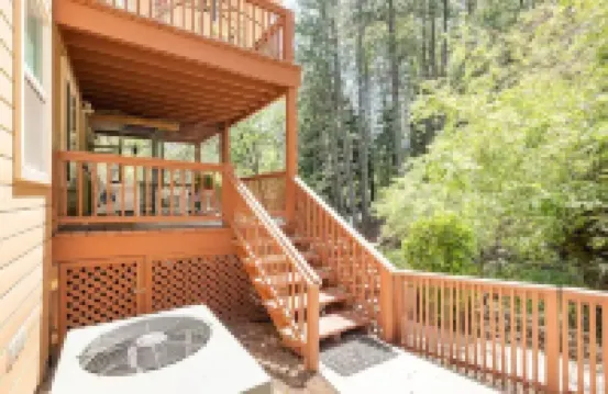 Private Master Bed/Bath with Separate Entrance and Porch.