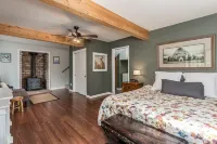 LakeMont, wifi, GENERATOR, King bd, FREE Lake access +A/C