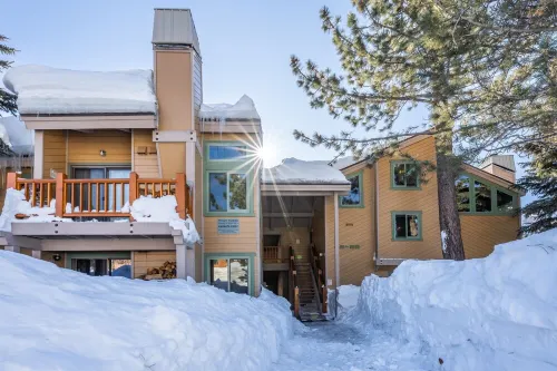 FULLY REMODELED: Large 3bd+Loft/3ba condo with amazing views - Sleeps 10