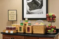 Hampton Inn & Suites Enid - breakfast