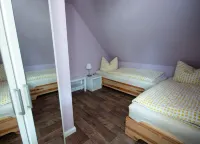Lovingly furnished, cozy cottage in country style.