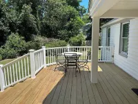 Centrally located Orleans home w/ outdoor seatiing