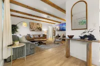 Panoramic Mountain View Oasis with Pool!! Serene 4 bedroom Newly remodeled home! Hotels in Winter Gardens