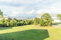 Charming Coastal dream cottage 3-bedroom house in fantastic Fort Morgan